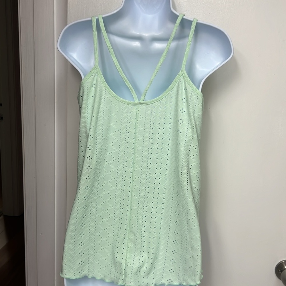 SHEIN lime green eyelet top. Non-adjustable Spaghetti straps Sz L - Picture 2 of 11